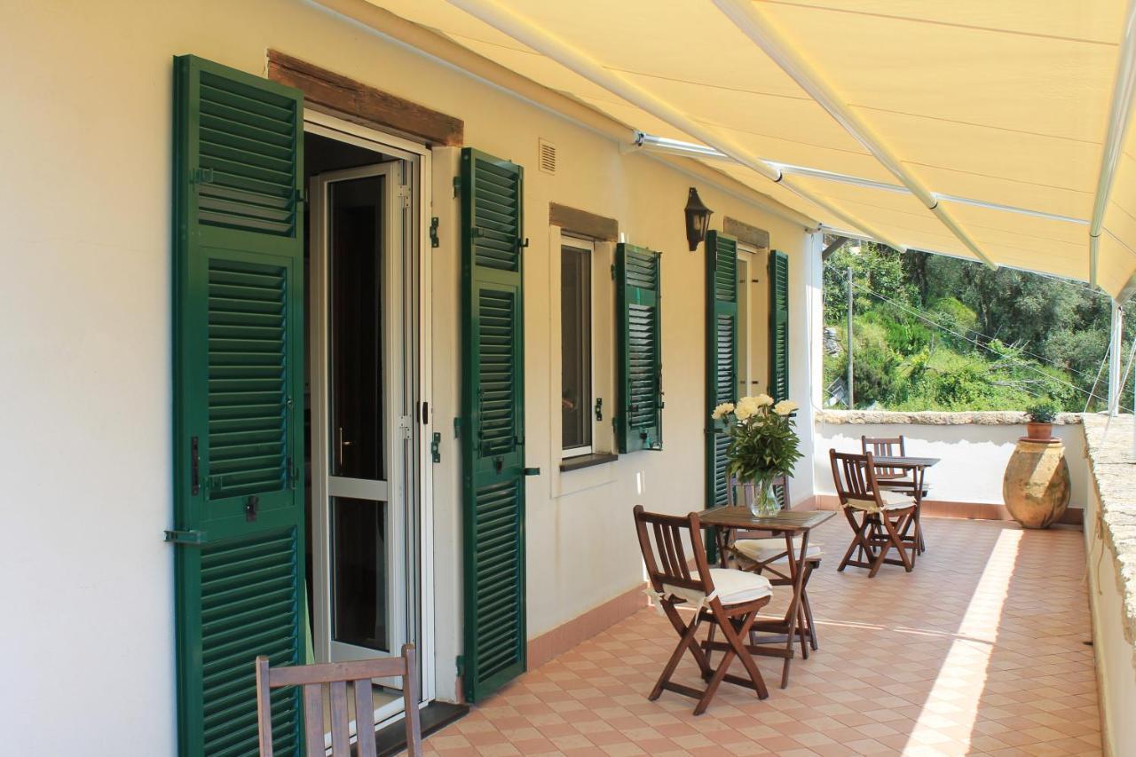 B&B Rubando Le Nuvole Orco Feglino Exterior photo